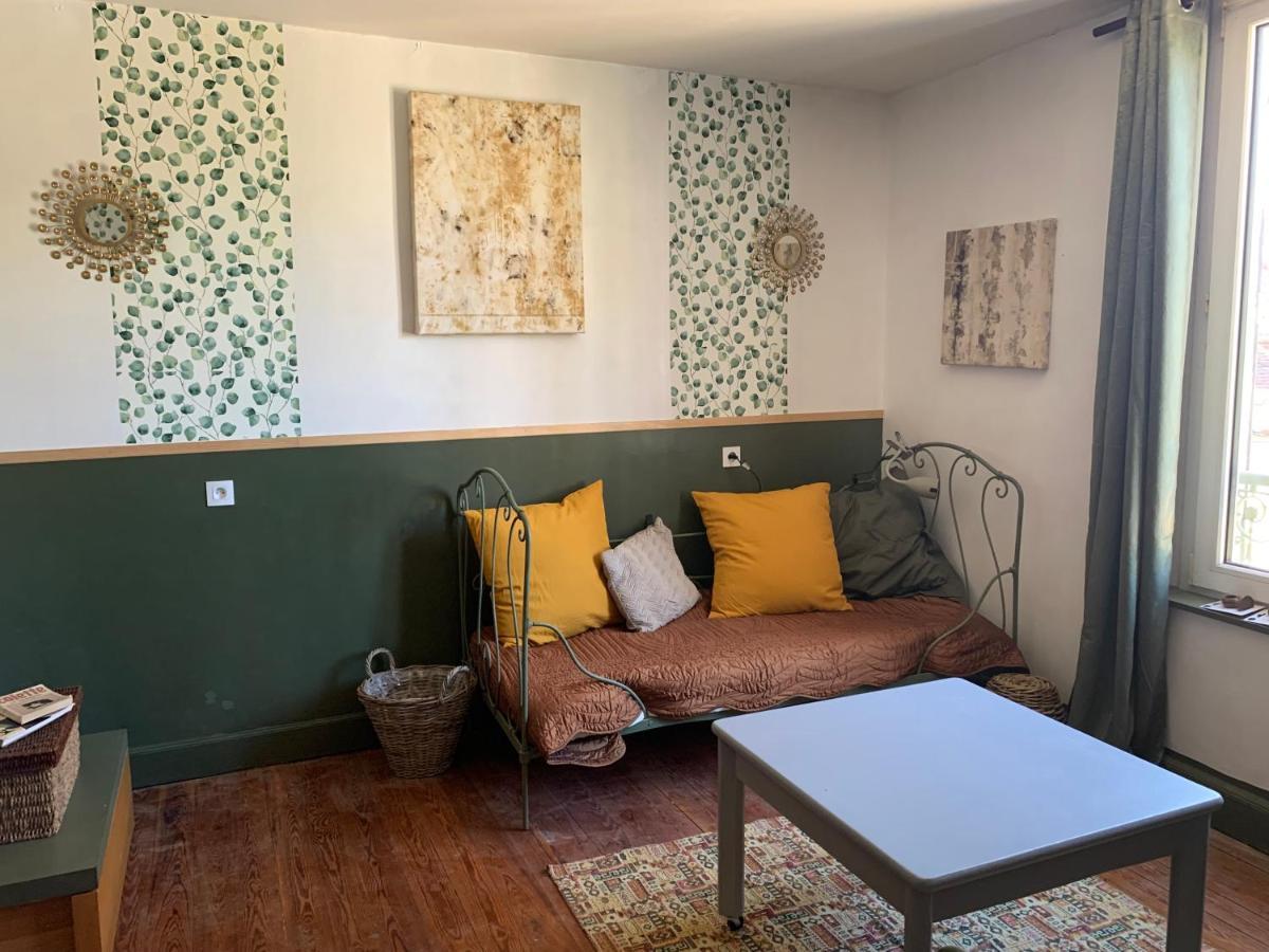 Le Nid Perche Bed & Breakfast แซงต์-ซอเวอร์-ออง-พุยซาย ภายนอก รูปภาพ